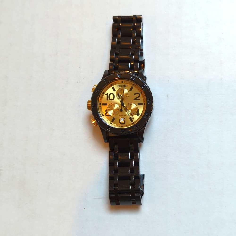 Nixon Watch